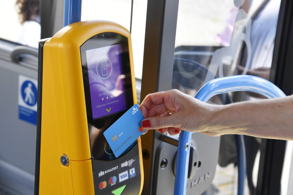 Adathalász csalók élnek vissza a BKK nevével