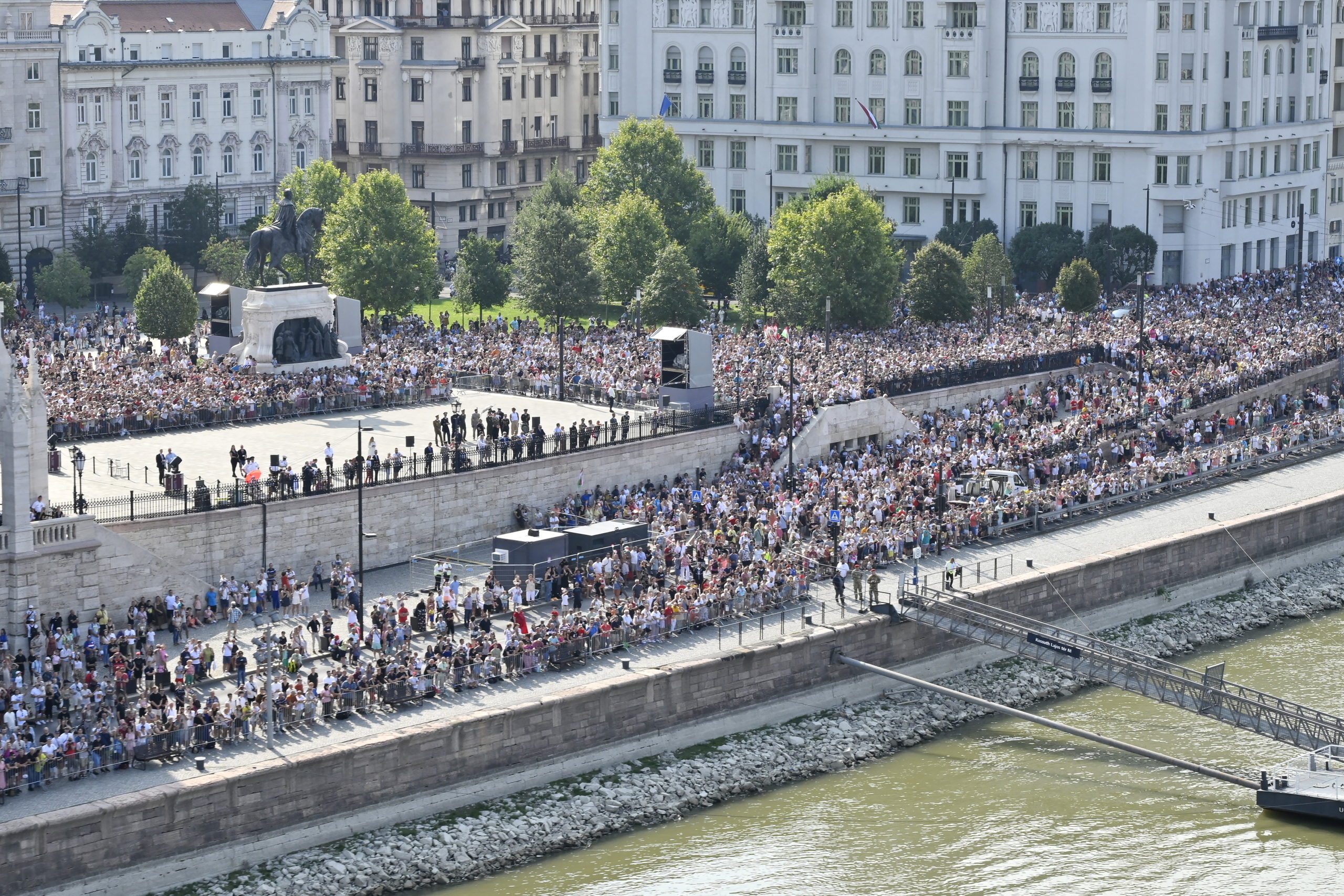 Kovács Zoltán: rendben és nagy érdeklődés mellett zajlottak a délelőtti programok