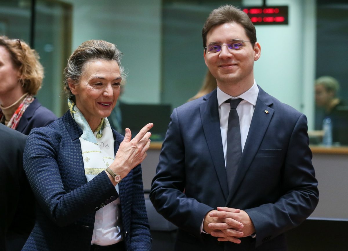 A román miniszterelnök Victor Negrescut javasolja az uniós biztosi posztra