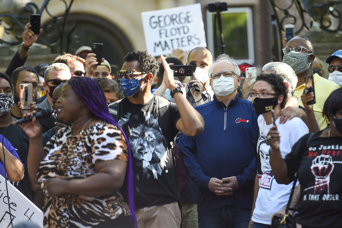 Tim Walz lett Kamala Harris alelnökjelöltje