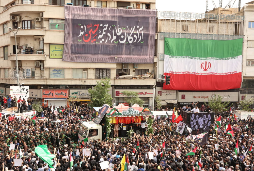 Iráni elnök Emmanuel Macronnak: Irán nem fogja eltűrni az agressziót