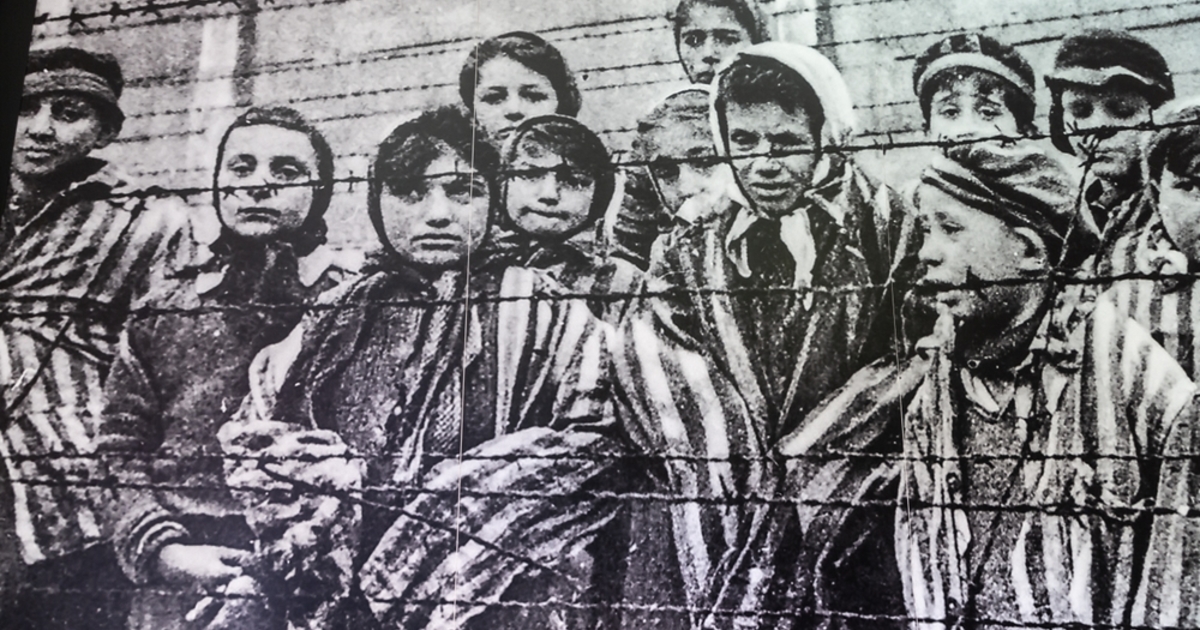 A lengyelek Németországban árulták volna ki a meggyilkolt zsidók emléktárgyait