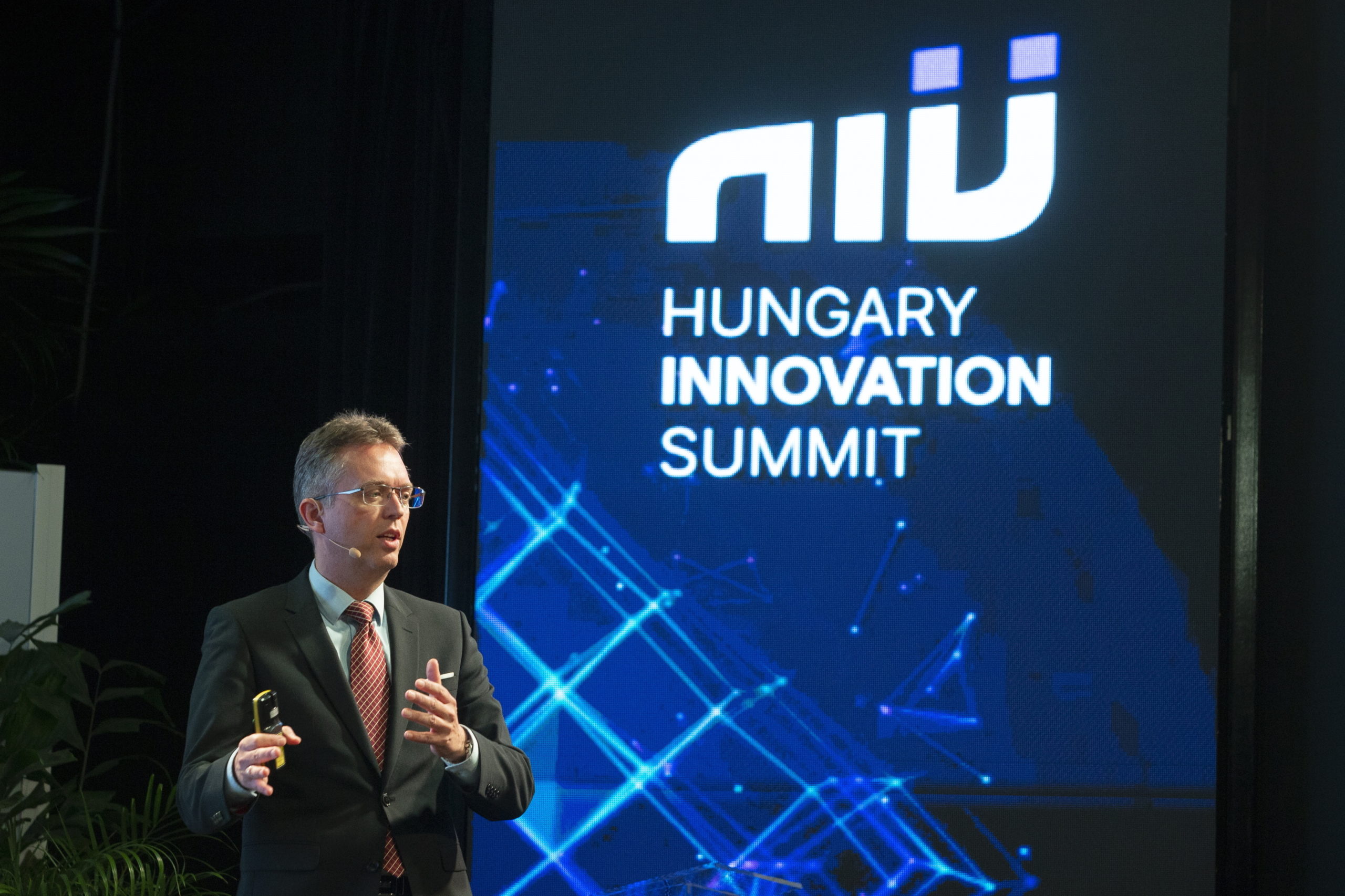 Hankó Balázs: a magyar modell sikeres lehet