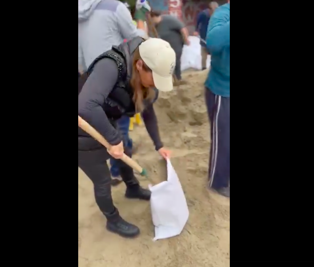 Kormányszóvivő: „Várunk mindenkit a gáton!”