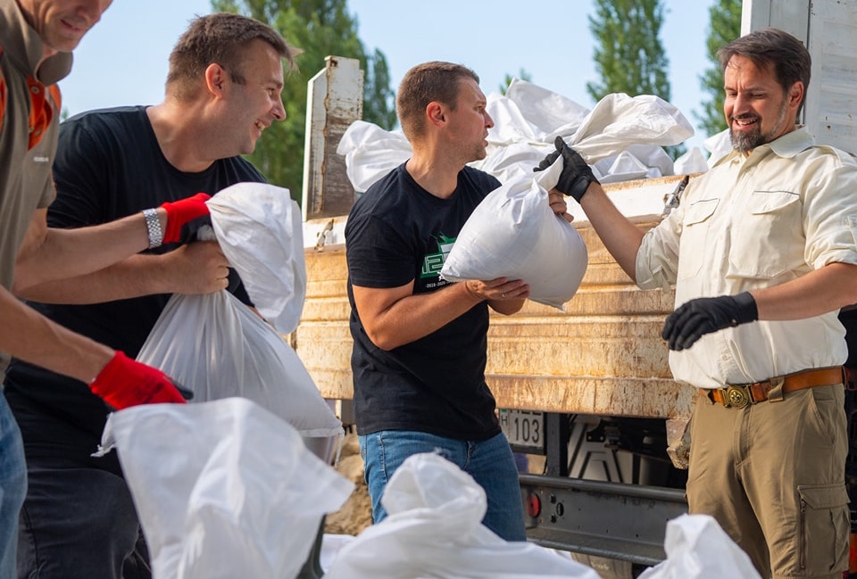 Menczer Tamás helyre tette Magyar Pétert: „Ne hazudj, Peti!”