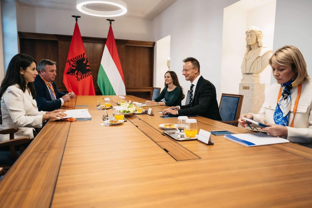 Szijjártó Péter: Tartalmilag megkezdődhetnek a csatlakozási tárgyalások Albániával