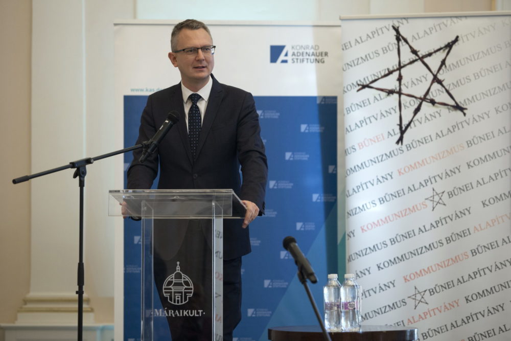 Rétvári Bence: Aki nem polkorrekt módon beszél, azt kirekesztik