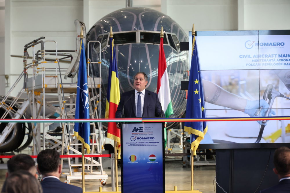 Felavatták Bukarestben a magyar Aeroplex repülőgép-karbantartó bázisát