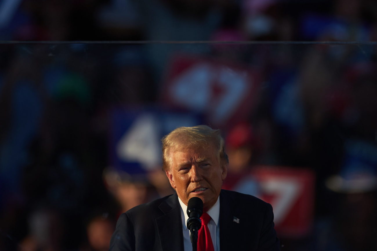 Ismét fegyveres támadó tört Donald Trump életére