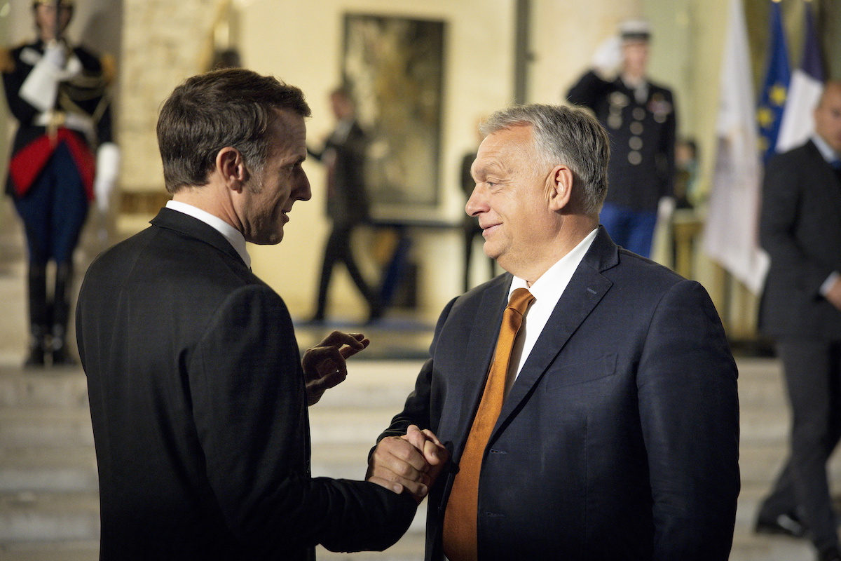 Emmanuel Macron az uniós versenyképességről is tárgyalt Orbán Viktorral