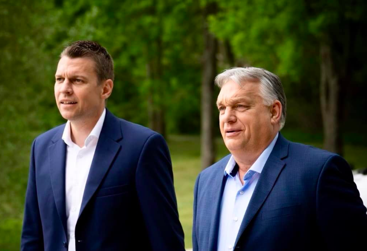 Menczer Tamás: A magyar–amerikai együttműködés egy „háromlábú szék”