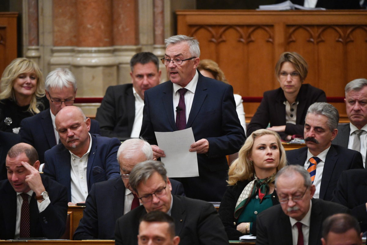 A KDNP szerint is reális és teljesíthető a jövő évi költségvetés