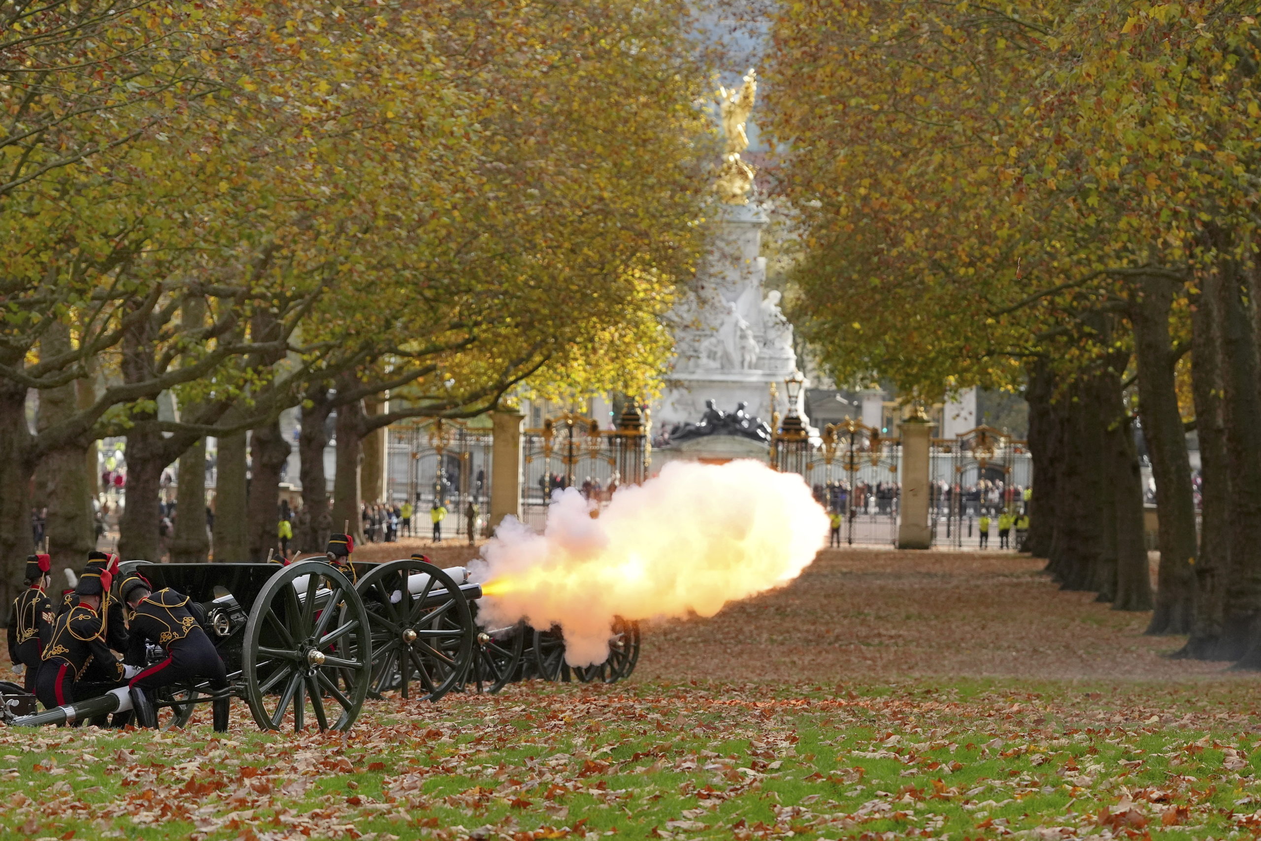 III. Károly király 76. születésnapja Nagy-Britanniában