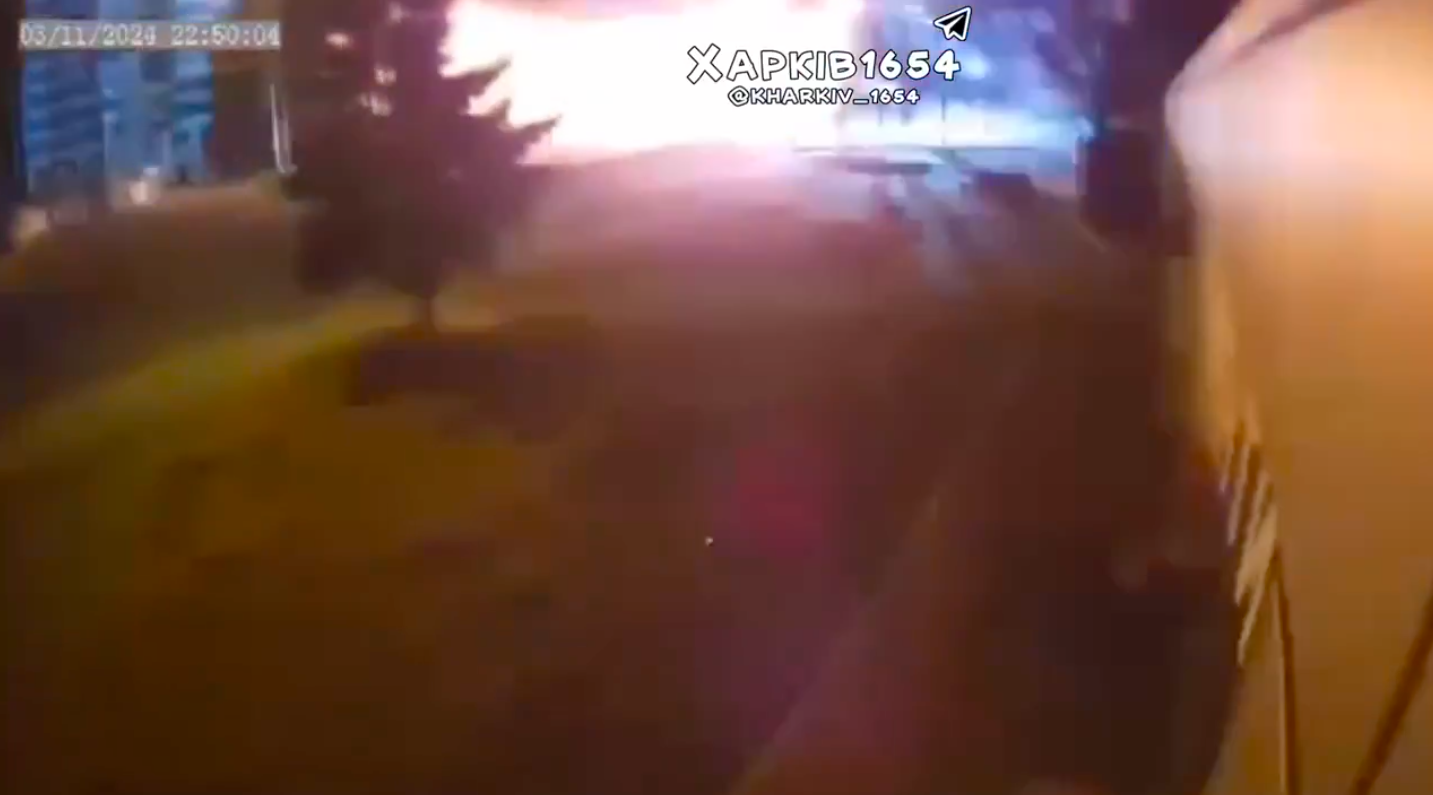 Videó: Harkivban egy szupermarketet ért bombatalálat, többen megsérültek