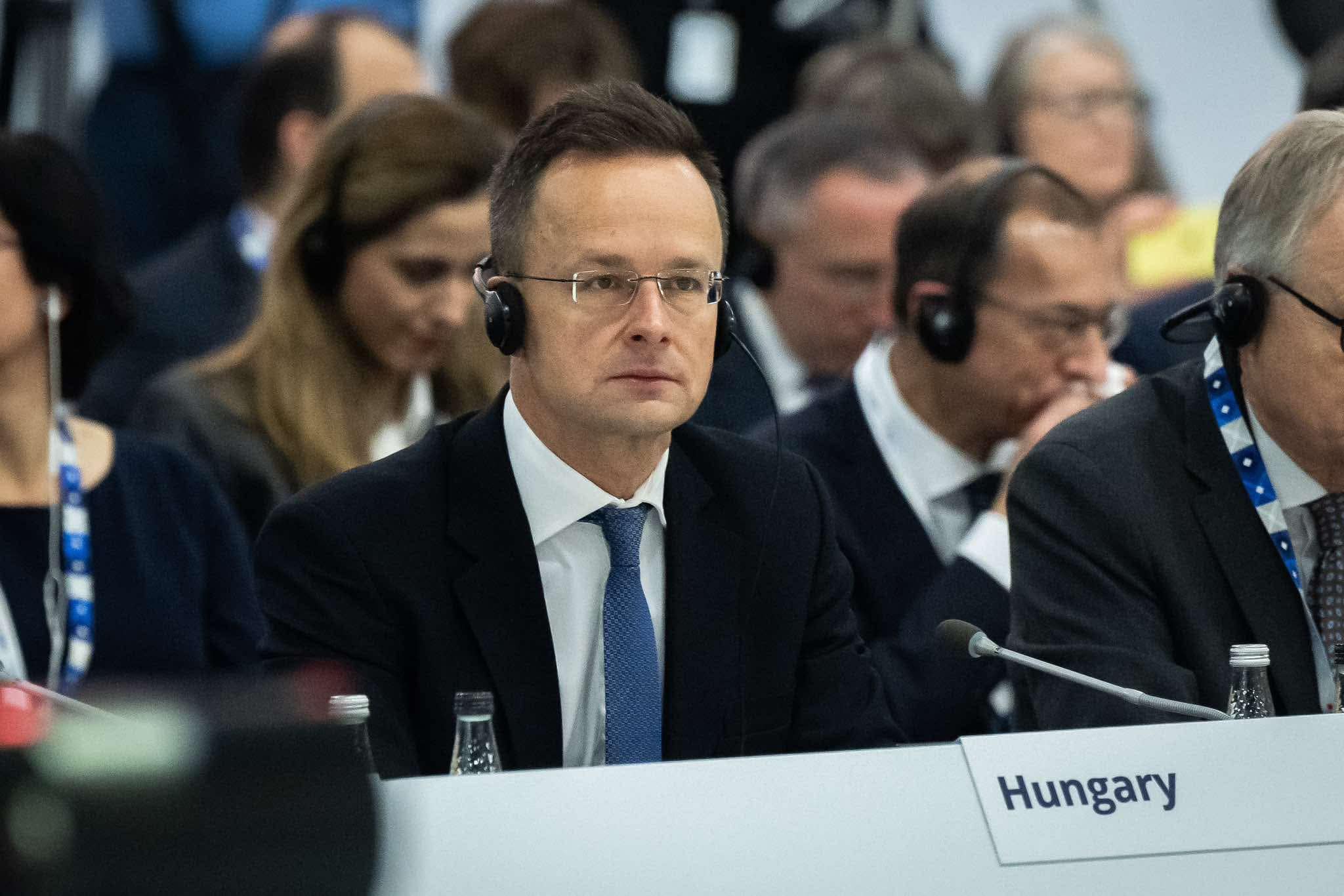 Győzzön a józan ész, váljon valóra a karácsonyi tűzszünet!