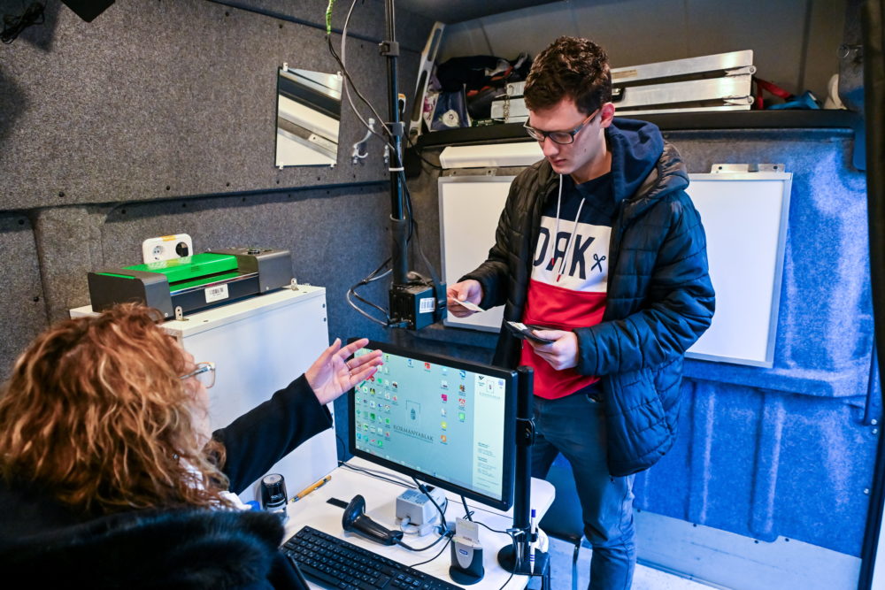 Nyitva lesznek a kormányablakok a szombati munkanapokon