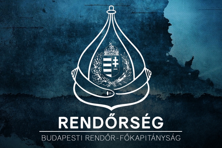 „Sikítozó kékharisnyának” nevezte a HVG újságíróját a rendőrség egyik munkatársa