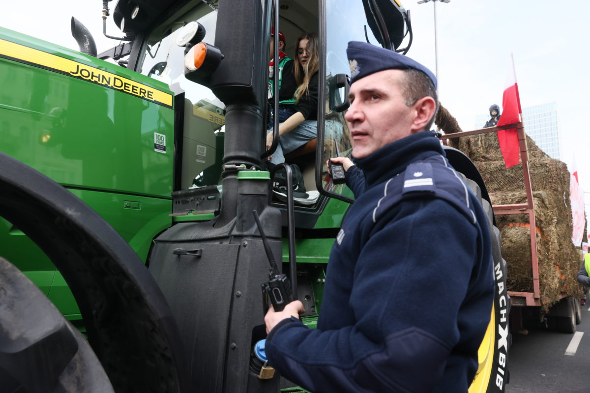 Cirill feliratú meteorológiai léggömb maradványait találták meg Lengyelország északkeleti részén