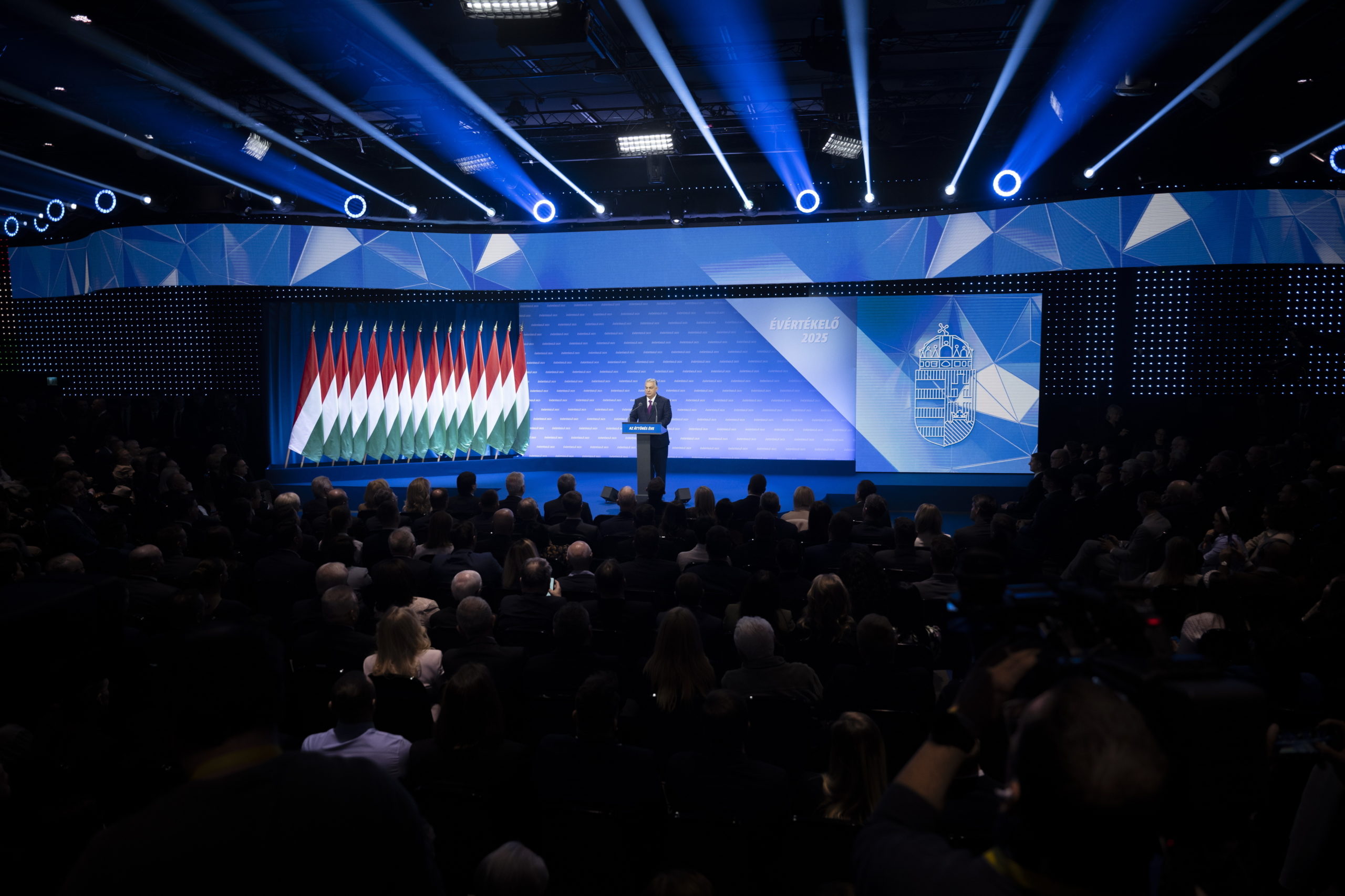 Orbán Viktor: kivettük a részünket a világ megváltoztatásából