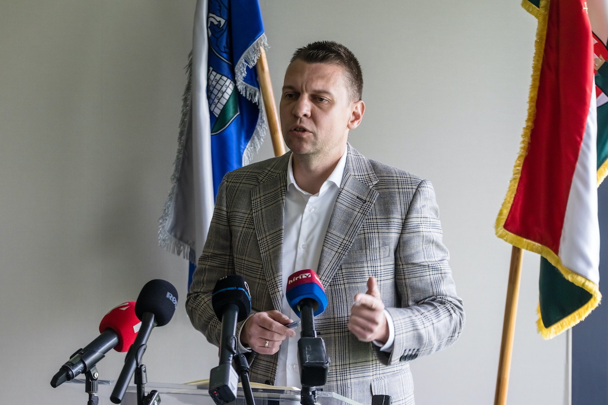 Menczer Tamás: Tönkre akarnak tenni bennünket