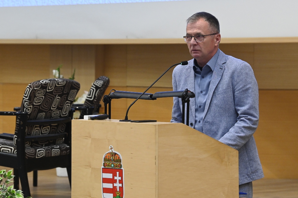 Horváth László: A kábítószer-fogyasztás nem alapjog, vagy szerzett szabadságjog