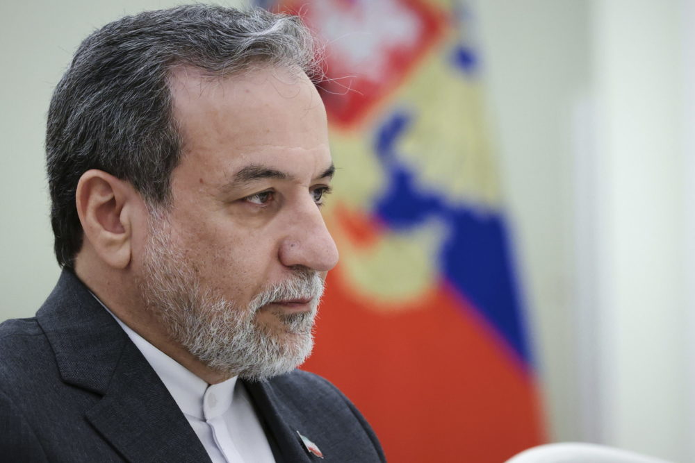 Az iráni parlament elutasítja a tárgyalások folytatását