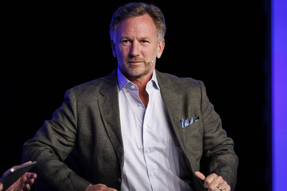 Húsz év után távozik a Red Bulltól a csapatfőnök Christian Horner