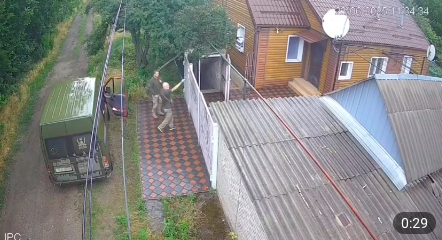 Sokkoló videók: álruhás emberrablók kapják el az ártatlanokat Ukrajnában (18+!)