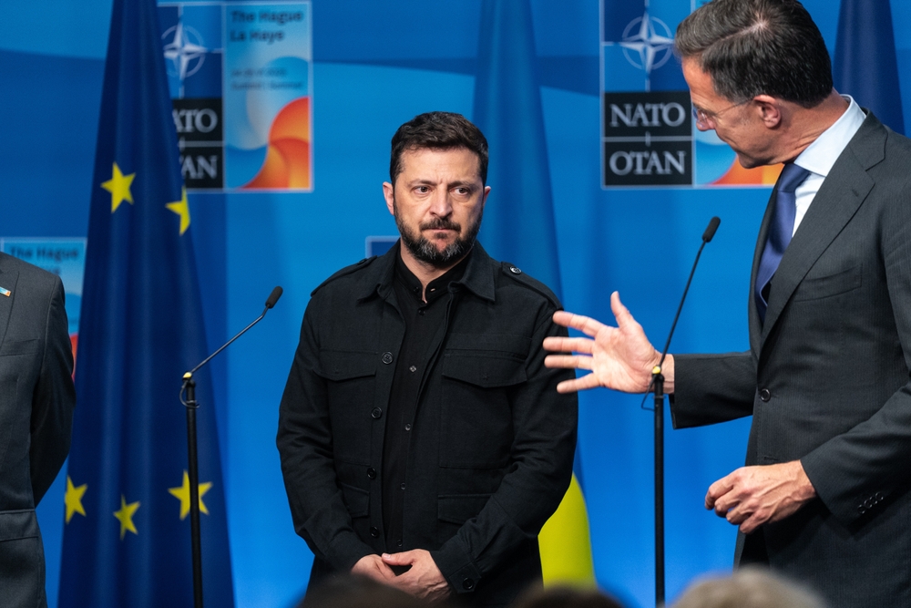 Világhírű brit lap: az ukrán elnöknek távoznia kell!