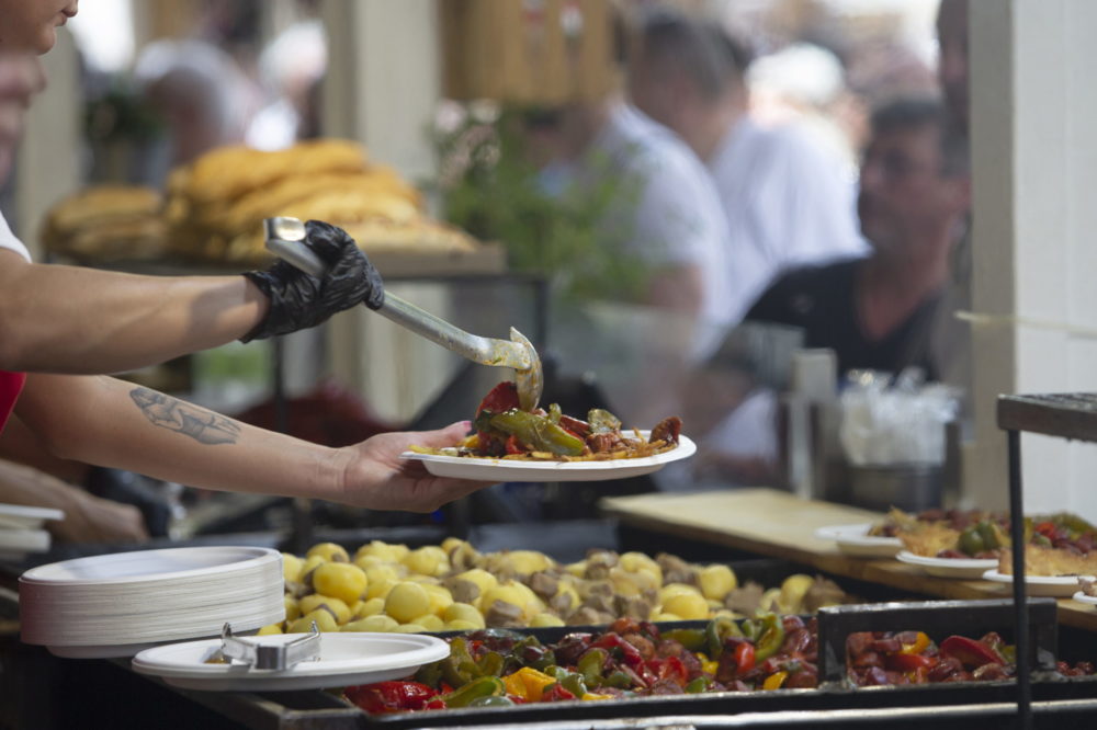 Ízletes magyar ételek és hagyományőrző programok a Csárdafesztiválon