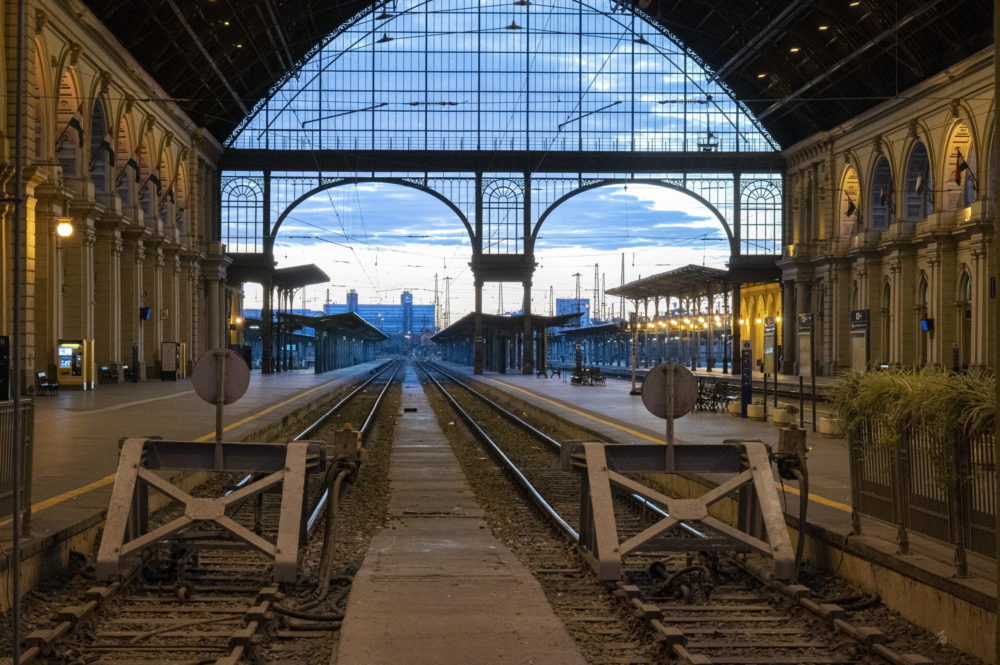 Megkezdődött a Keleti pályaudvar négy héten át tartó felújítása