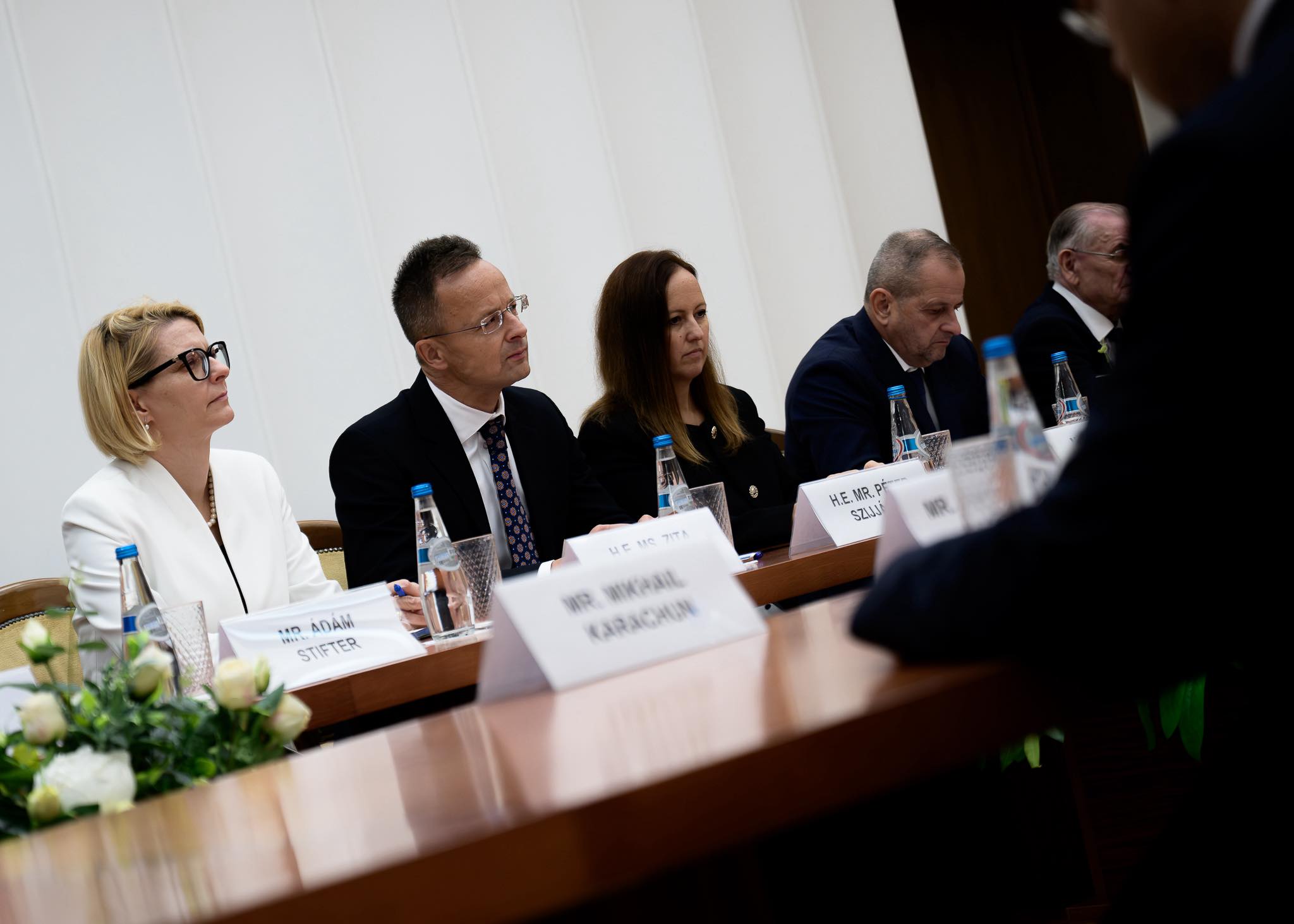 Szijjártó Péter: Magyarország nem akarja, hogy az Európai Unió harcban álljon