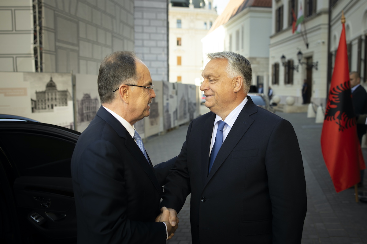 Orbán Viktor Albánia elnökét fogadta