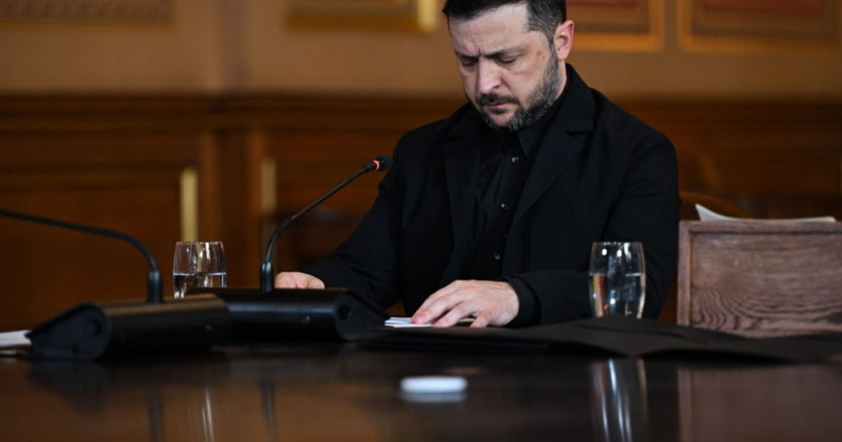 Zelenszkij azt állítja, kész találkozni Putyinnal