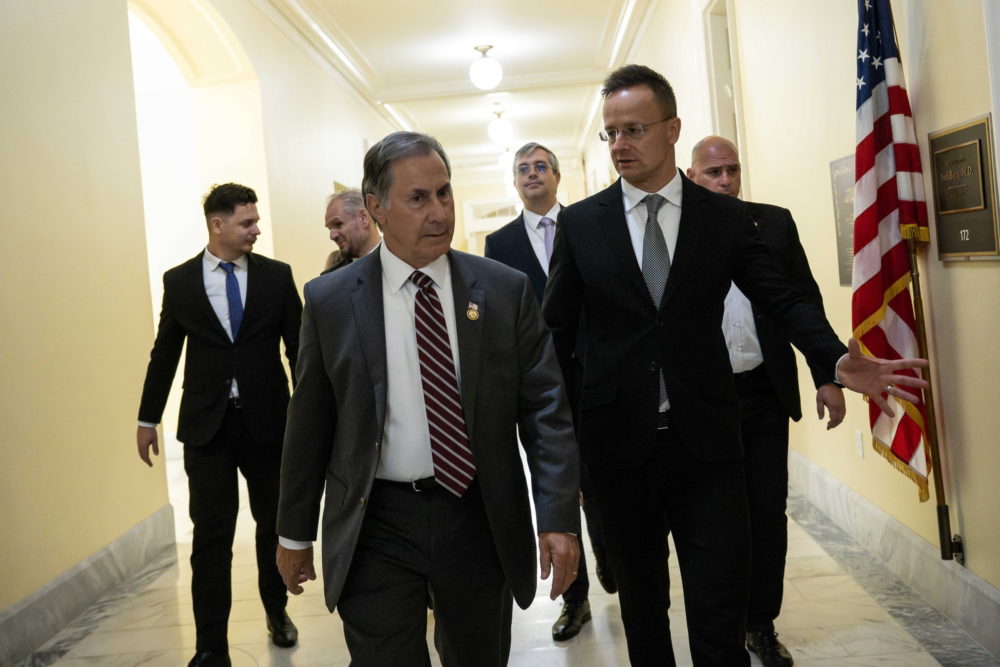 Magyarország továbbra is készen áll a békecsúcs megrendezésére