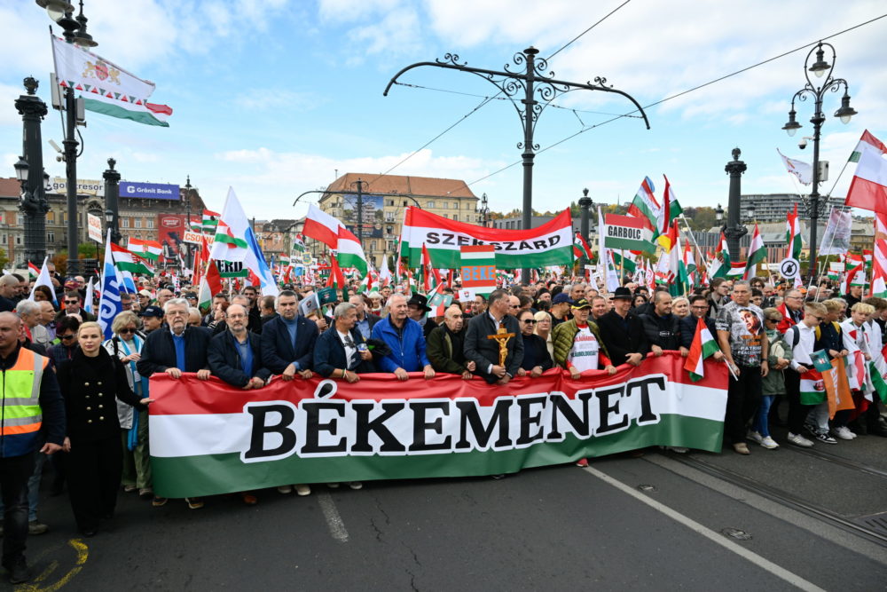 Soha nem látott tömeg az idei Békemeneten