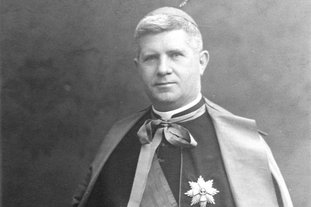 Vádlóinak vádlója lett a bátor ferences szerzetes