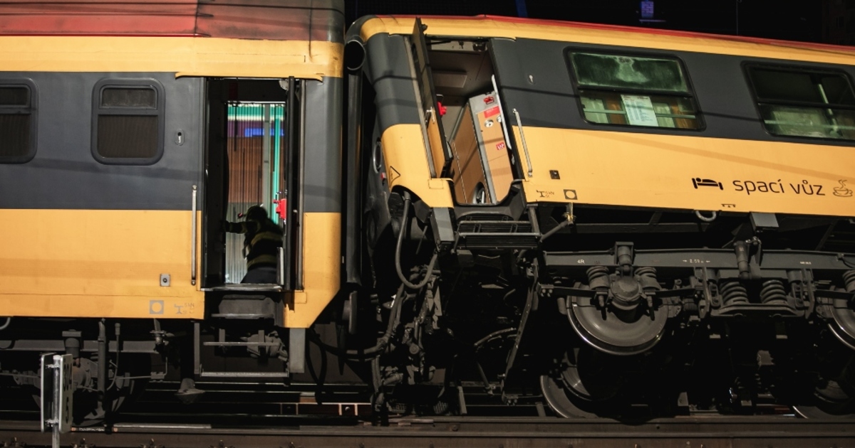 Több mint 40 sérültje van egy vonatbalesetnek Dél-Csehországban