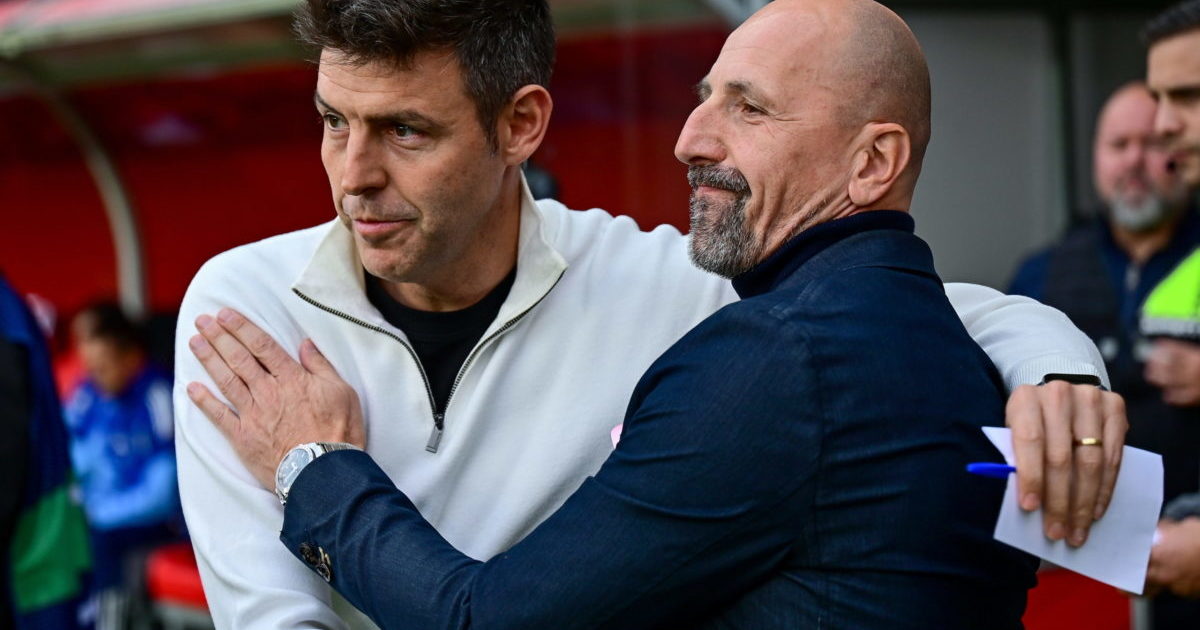 Kirúgták az Újpest vezetőedzőjét