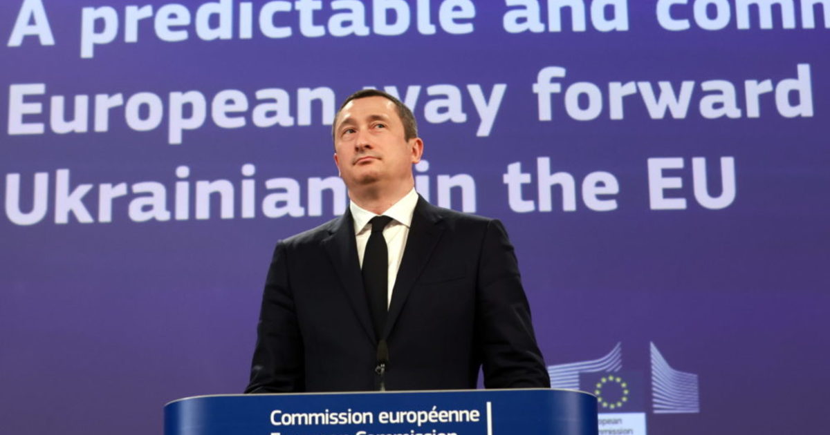 Őrizetbe vették Olekszij Csernisov volt ukrán miniszterelnök-helyettest