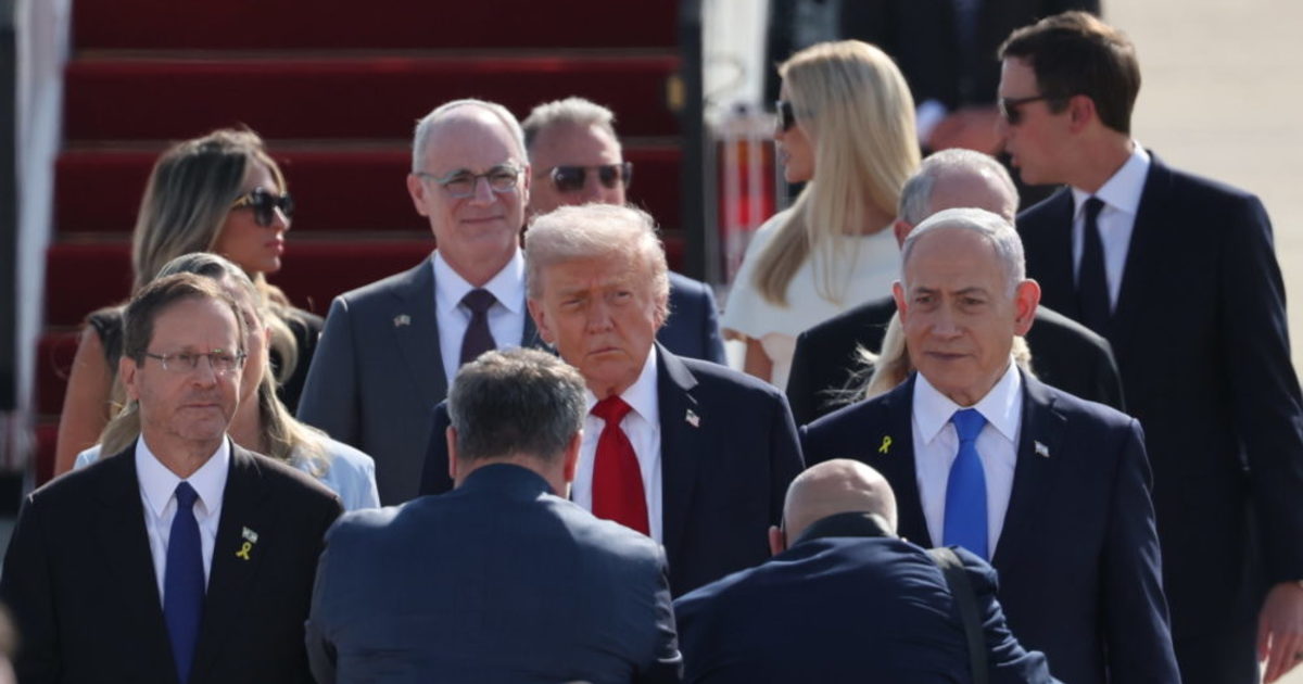 Donald Trump levélben kéri az izraeli elnököt, hogy adjon kegyelmet Netanjahunak