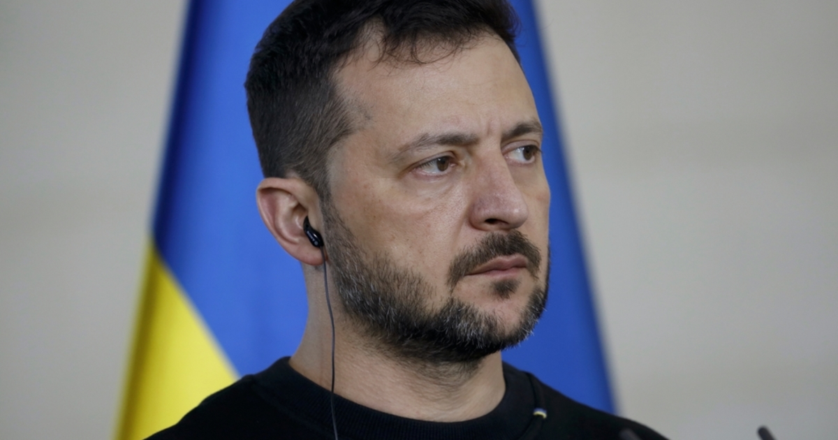 Összeomlóban Volodimir Zelenszkij rendszere