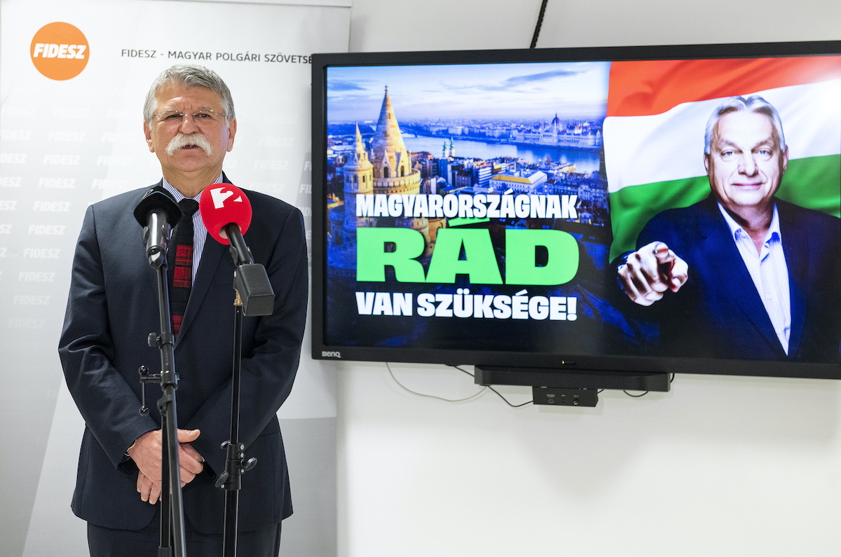 Kövér László: Minél jobb az embereknek, annál jobb a gazdaságnak