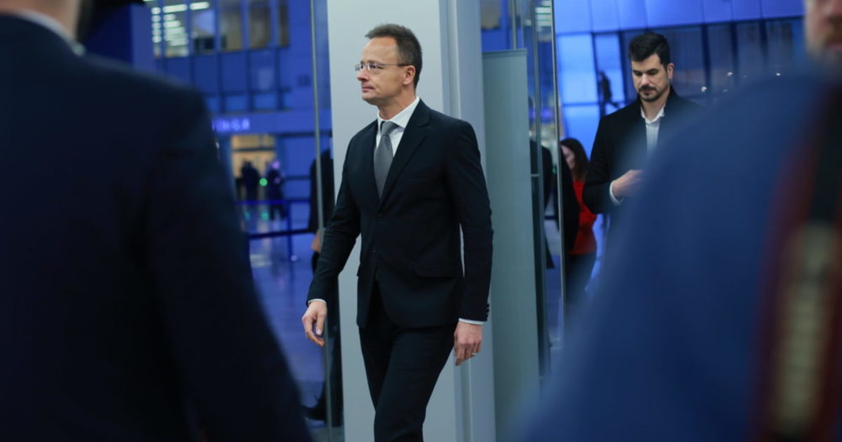 Szijjártó Péter: A háború-, migráció- és genderpárti politika elszigetelte Európát