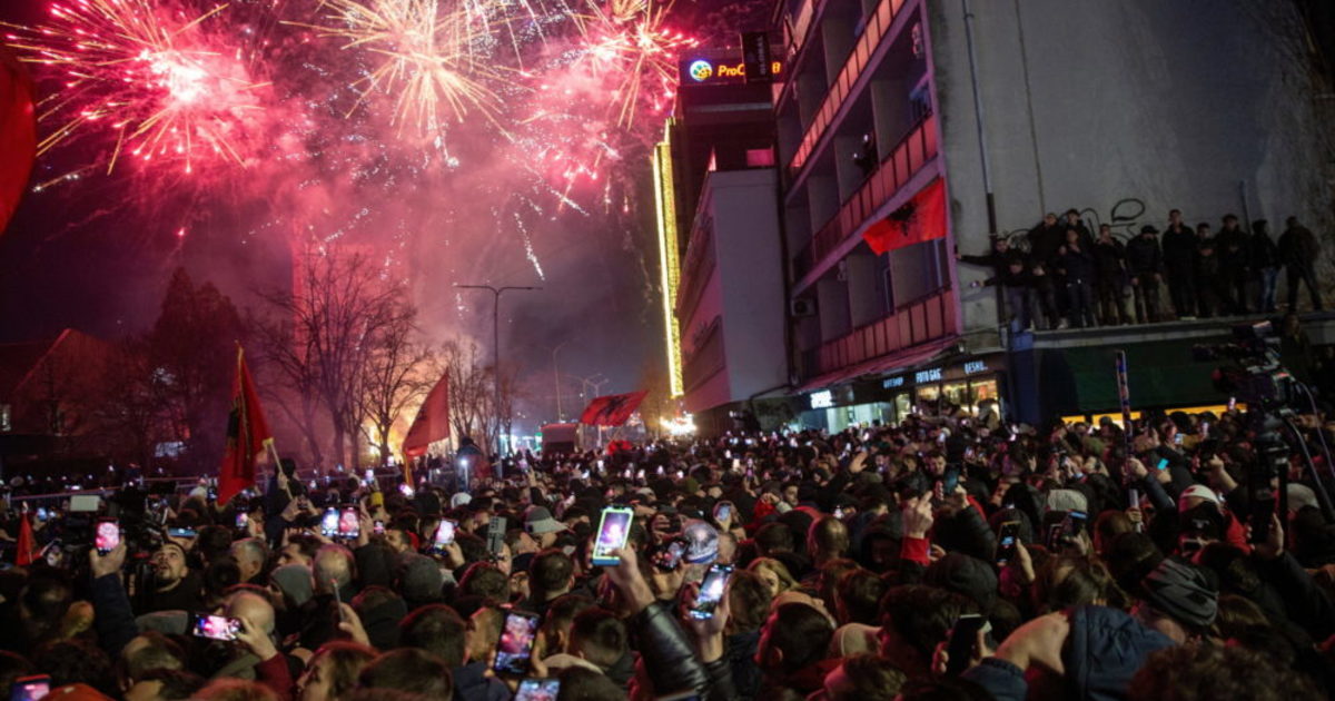 Az EU mielőbbi kormányalakítást sürget Koszovóban