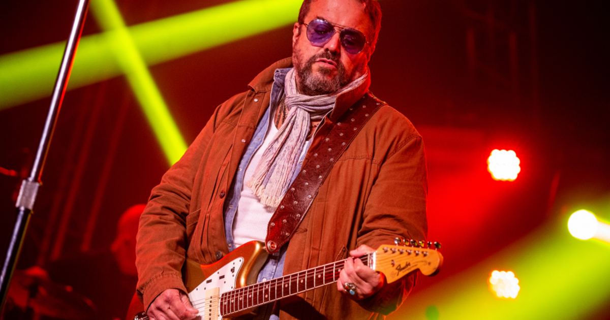 Gyászol a country világa: elhunyt a különleges hangú énekes