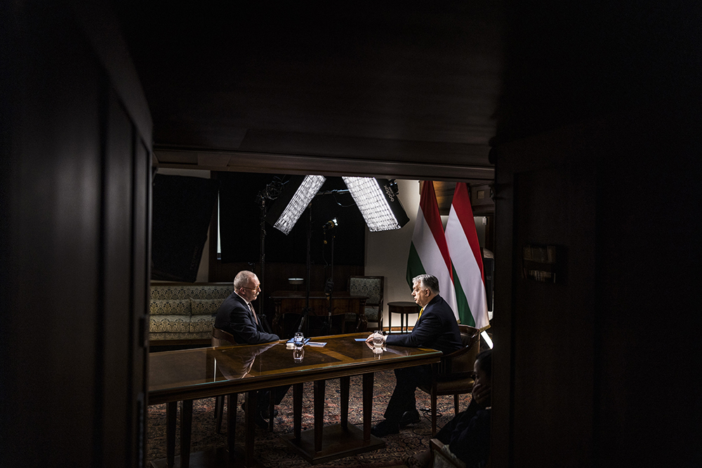 Minden égtáj felé nyitottan – ez a magyar érdek