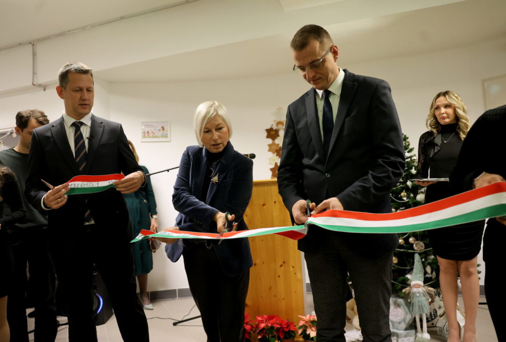 Új gyermekotthont adtak át Miskolcon