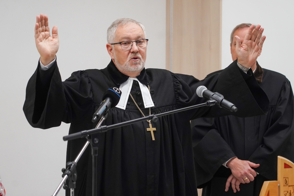 „Karácsony csodája az, hogy maga Isten nyújtja a kezét felénk a megbékélésre”