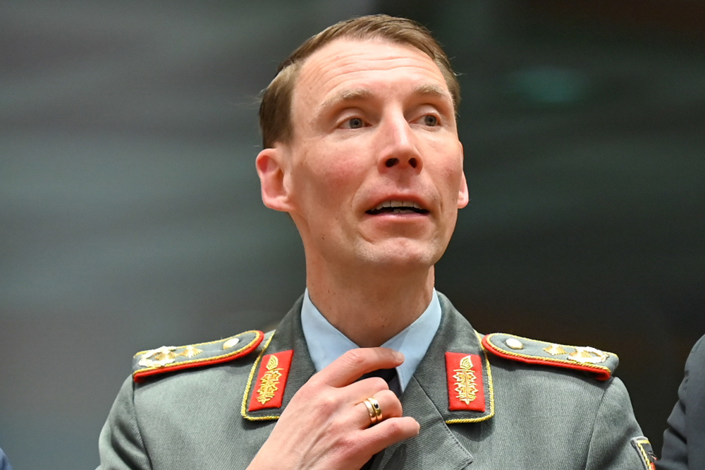 Bajban a németek: A Pentagon megszakította velük a kapcsolatot